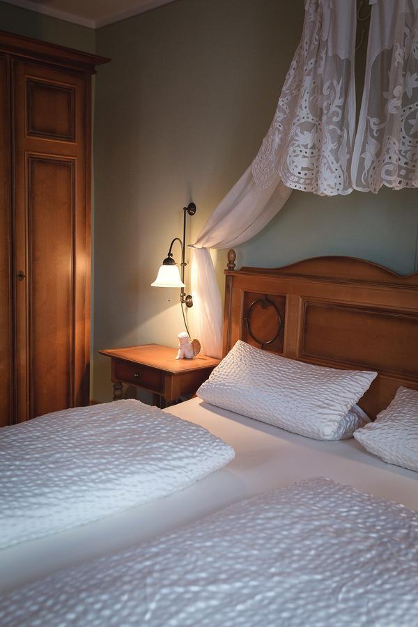 Der Patrizierhof - Weingut Gasthof Hotel - Familie Grebner Grosslangheim Kültér fotó